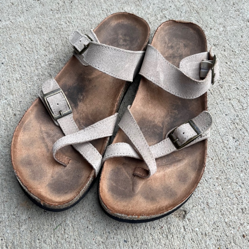 White Mountain Marigold Taupe Suede Toe Loop Cork Footbed Sandals Womens 10M